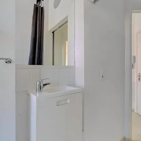 Immogroom - Bourgeois Building - Quiet - Parking - Sea View Cannes